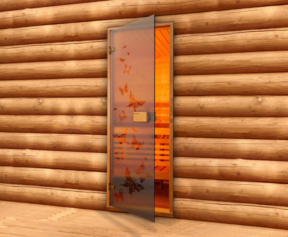 Двери с гравировкой