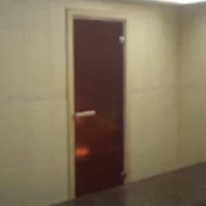 9. Установка двери и обналичников